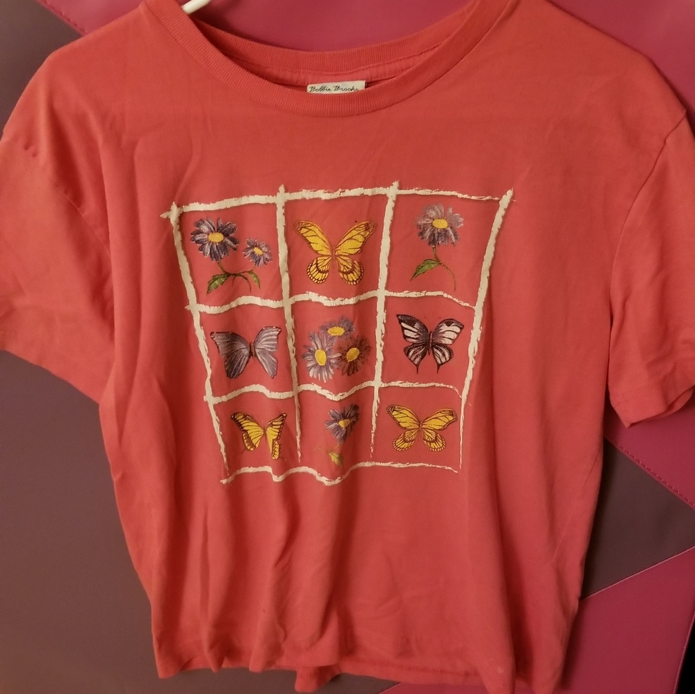 Cute Bobbie Brooks T-shirt with butterflies